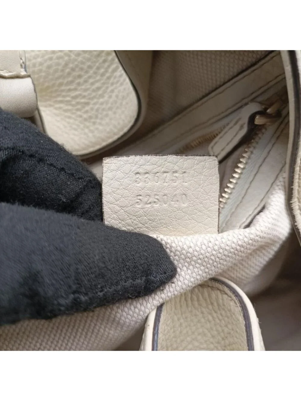 ★SOLD★ Gucci Soho White Leather Messenger Bag - Picture 11 of 15